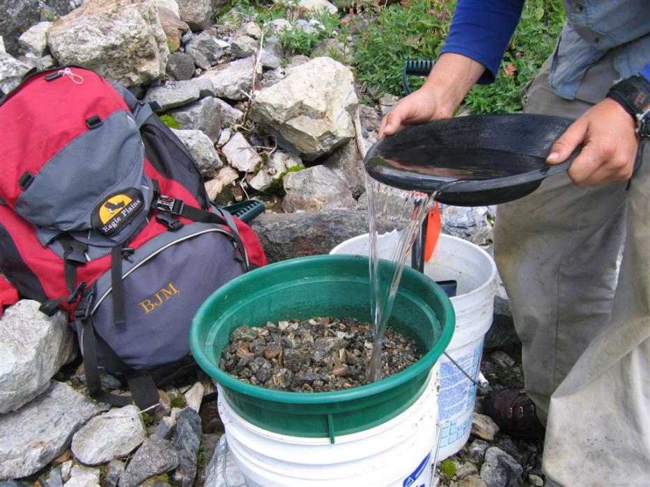 Heavy mineral sample from Moose Creek